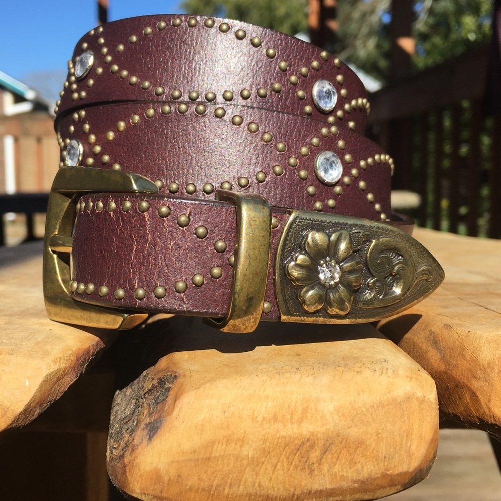 🌷Jones New York🌷Brown Leather Skinny Belt Medium